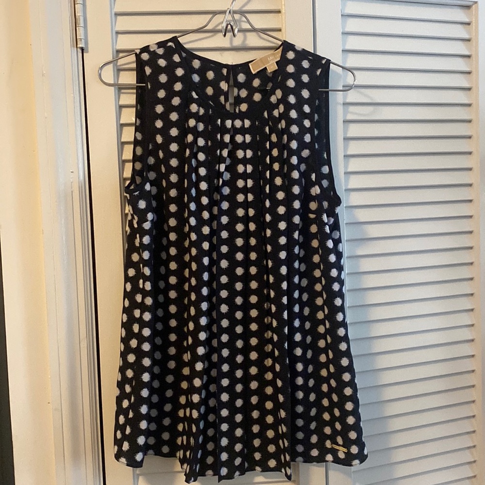 Lightweight blouse, sz M